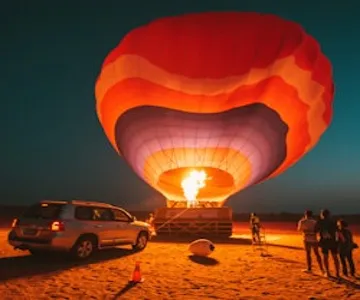 Dubai Hot Air Balloon Flight with Breakfast & Camel Ride